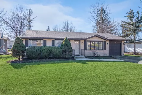 221 58th St, Clarendon Hills, IL 60514