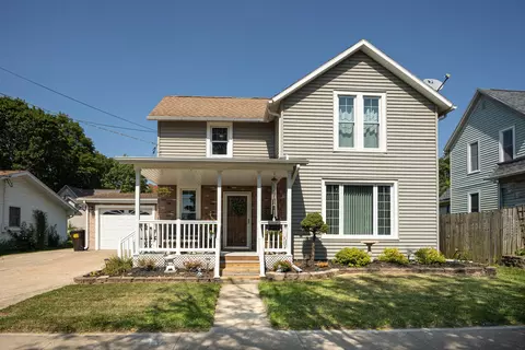 514 W Main St, Morrison, IL 61270