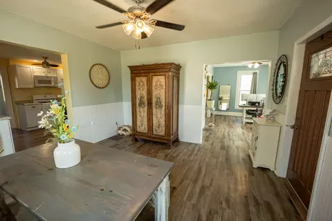 Dining - 514 W Main St, Morrison, IL 61270 photo 1 of 2