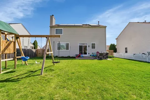 Exterior - 1703 Fox Ridge Dr, Plainfield, IL 60586 photo 4 of 7