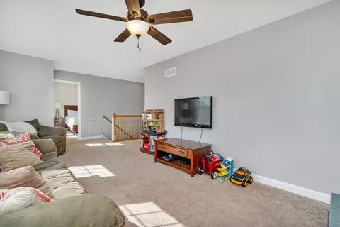 Bedroom - 1703 Fox Ridge Dr, Plainfield, IL 60586 photo 5 of 6