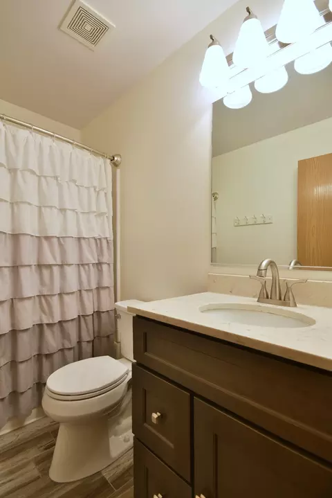 Bath - 7114 Illusion Ct, Plainfield, IL 60586 photo 5 of 7