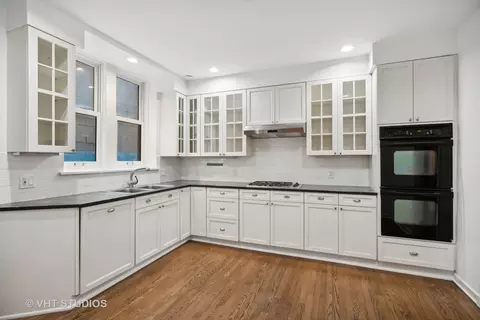 Kitchen - 6 E Scott St #3, Chicago, IL 60610 photo 2 of 3