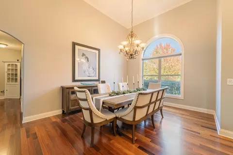 Dining - 13002 Silverleaf Ct, Plainfield, IL 60585 photo 3 of 5