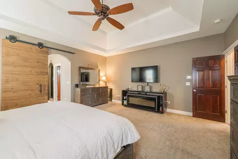 Bedroom - 13002 Silverleaf Ct, Plainfield, IL 60585 photo 4 of 8
