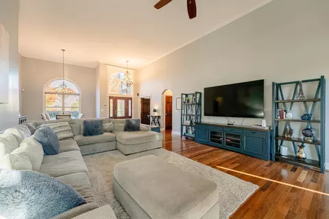 Living - 13002 Silverleaf Ct, Plainfield, IL 60585 photo 2 of 6