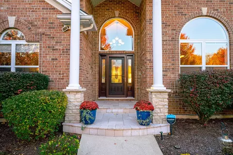 Exterior - 13002 Silverleaf Ct, Plainfield, IL 60585 photo 1 of 7