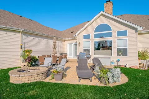 Exterior - 13002 Silverleaf Ct, Plainfield, IL 60585 photo 3 of 7