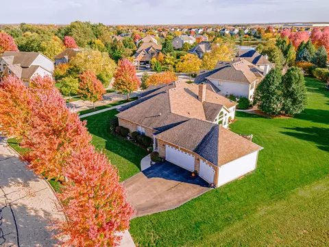 Exterior - 13002 Silverleaf Ct, Plainfield, IL 60585 photo 5 of 7