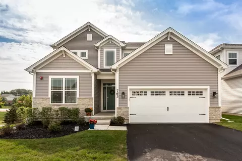 763 W Fairway Dr, Addison, IL 60101