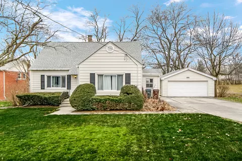 1111 N Cedar Rd, New Lenox, IL 60451
