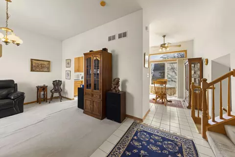 Entry Way - 25531 Cinnamon Ct, Plainfield, IL 60585 photo 2 of 3