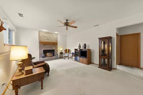Living - 25531 Cinnamon Ct, Plainfield, IL 60585 photo 1 of 1