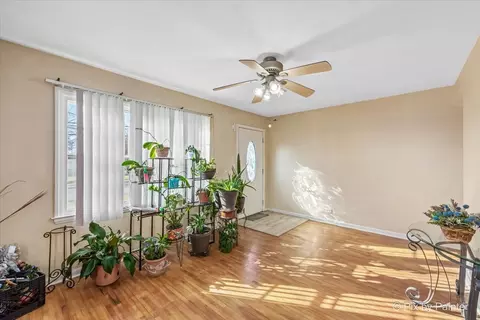 Living - 828 Adams St, Elgin, IL 60123 photo 3 of 3