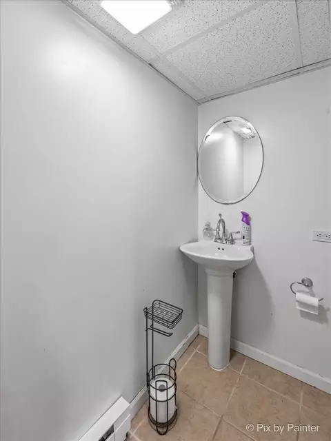 Bath - 828 Adams St, Elgin, IL 60123 photo 3 of 3