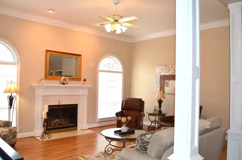 Living - 2103 Jessamine Rd, Bloomington, IL 61704 photo 3 of 8
