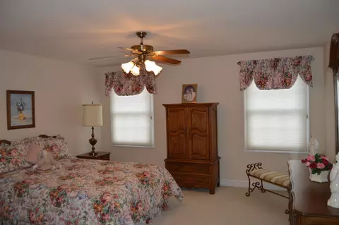 Bedroom - 2103 Jessamine Rd, Bloomington, IL 61704 photo 8 of 9