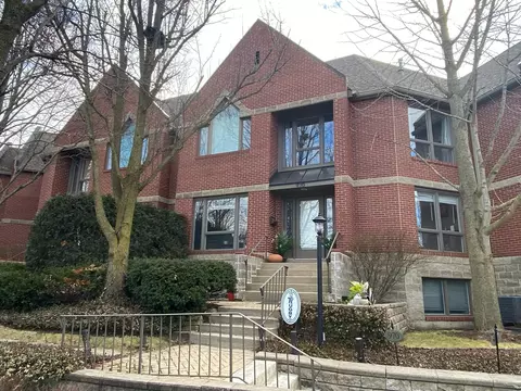 970 Green Bay Rd, Glencoe, IL 60022