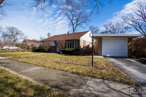 17617 Washington Ave, Homewood, IL 60430