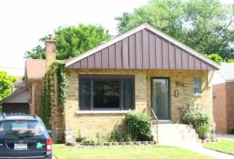 2956 W 97th Pl, Evergreen Park, IL 60805