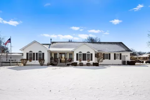 308 N Bauer Ct, Pontiac, IL 61764