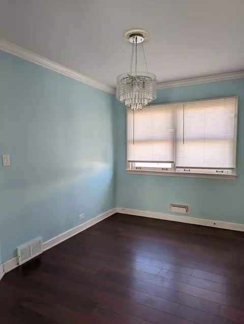 1465 S 5th Ave, Des Plaines, IL 60018 photo 8