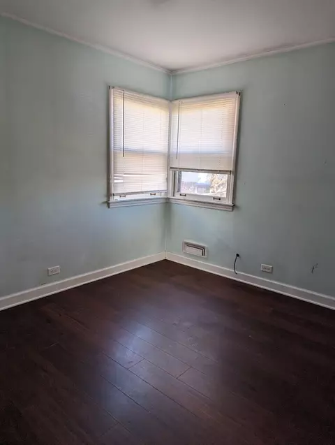1465 S 5th Ave, Des Plaines, IL 60018 photo 6