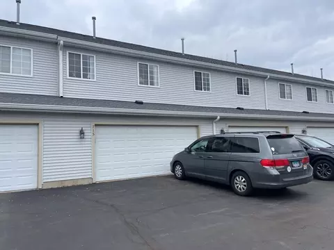 Exterior - 715 Morris Ct #715, Lakemoor, IL 60051 photo 2 of 4