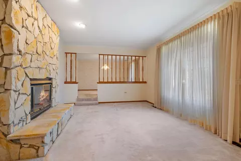 Living - 2959 E Timberline Ct, Crete, IL 60417 photo 1 of 2