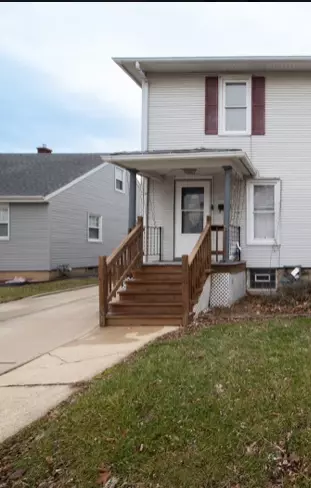 1003 Wilcox St, Joliet, IL 60435