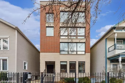 1506 W Melrose St #2, Chicago, IL 60657