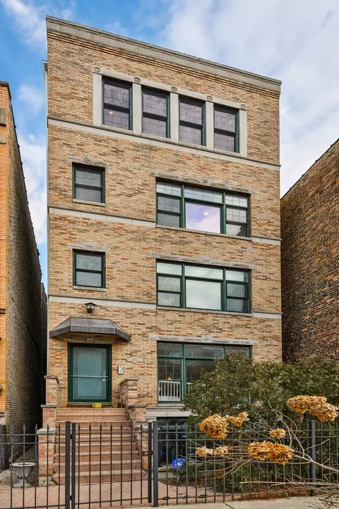 3511 N Wilton Ave #3, Chicago, IL 60657