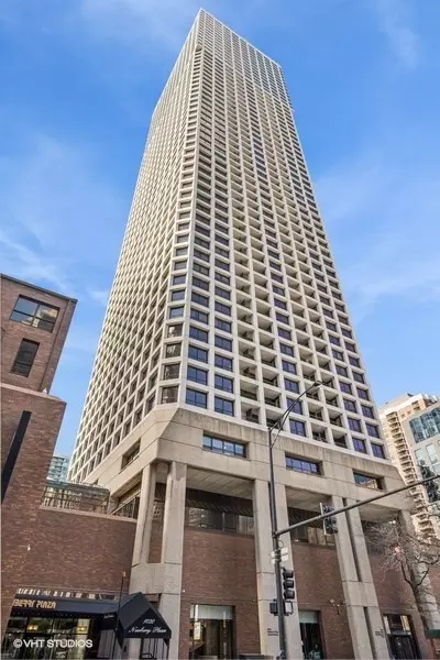 1030 N State St #48JK, Chicago, IL 60610