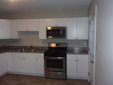 3500 Carpenter St, Steger, IL 60475 photo 3