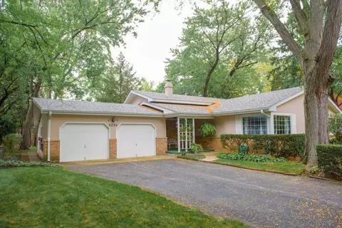 Exterior - 2232 Silverpine Dr, Glenview, IL 60025 photo 2 of 3