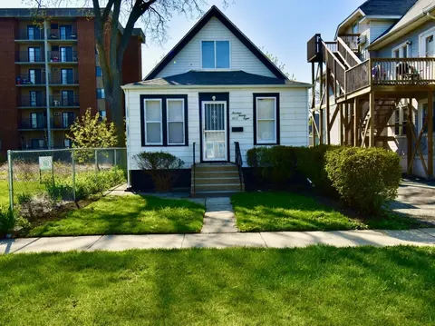 1428 Jackson St, North Chicago, IL 60064
