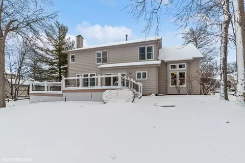 Exterior - 7480 Bittersweet Dr, Gurnee, IL 60031 photo 9 of 11