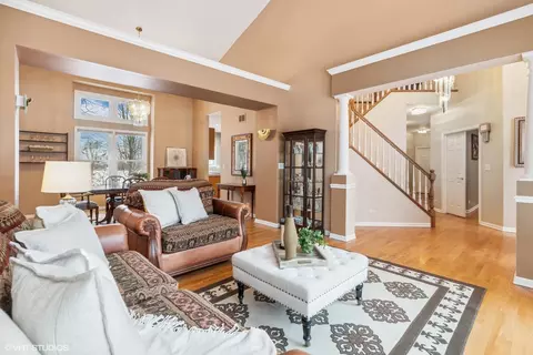 Living - 7480 Bittersweet Dr, Gurnee, IL 60031 photo 5 of 6