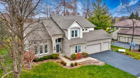 Exterior - 7480 Bittersweet Dr, Gurnee, IL 60031 photo 6 of 11