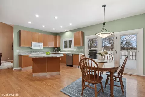 Kitchen - 7480 Bittersweet Dr, Gurnee, IL 60031 photo 1 of 4