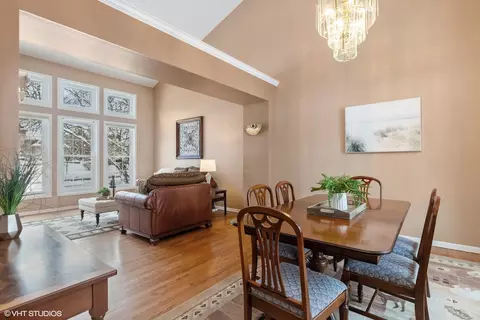 Dining - 7480 Bittersweet Dr, Gurnee, IL 60031 photo 4 of 4
