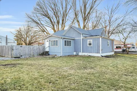 201 W Holden St, Tolono, IL 61880