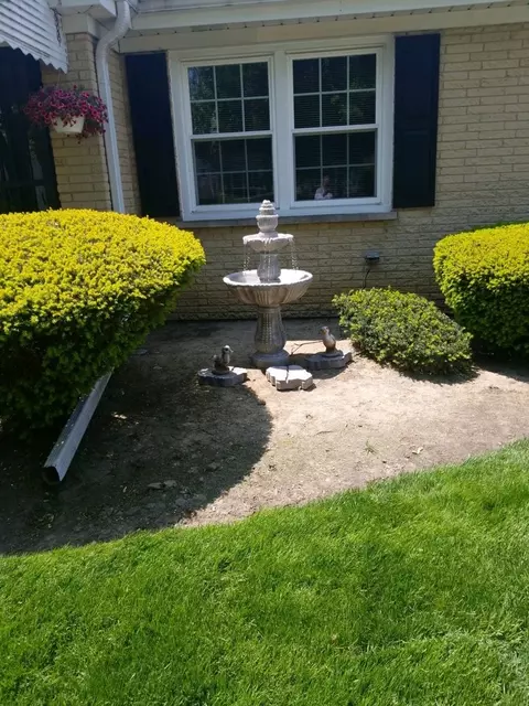 Exterior - 30 N 7th Ave, Des Plaines, IL 60016 photo 5 of 6