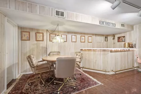 Dining - 30 N 7th Ave, Des Plaines, IL 60016 photo 2 of 2
