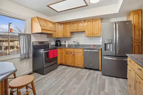 1470 Nottingham Ln, Hoffman Estates, IL 60169 photo 5
