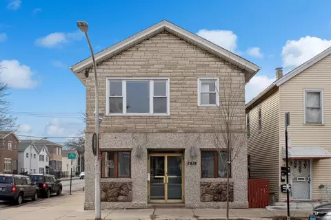 2878 S Throop St, Chicago, IL 60608