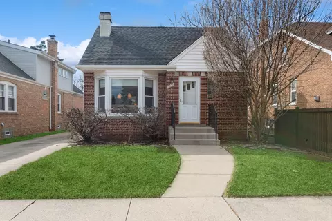 7036 N Tahoma Ave, Chicago, IL 60646