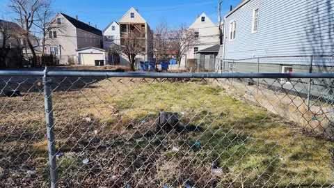 4312 S Honore St, Chicago, IL 60609