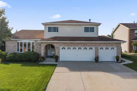 612 Newman Ct, Romeoville, IL 60446