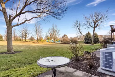 812 Genesee Dr, Naperville, IL 60563 photo 28